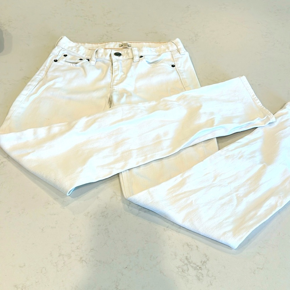 J Crew white jeans Size 26- stretch